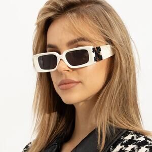 New, OFF-WHITE Sunglasses Roma OERI098 0107 Authentic